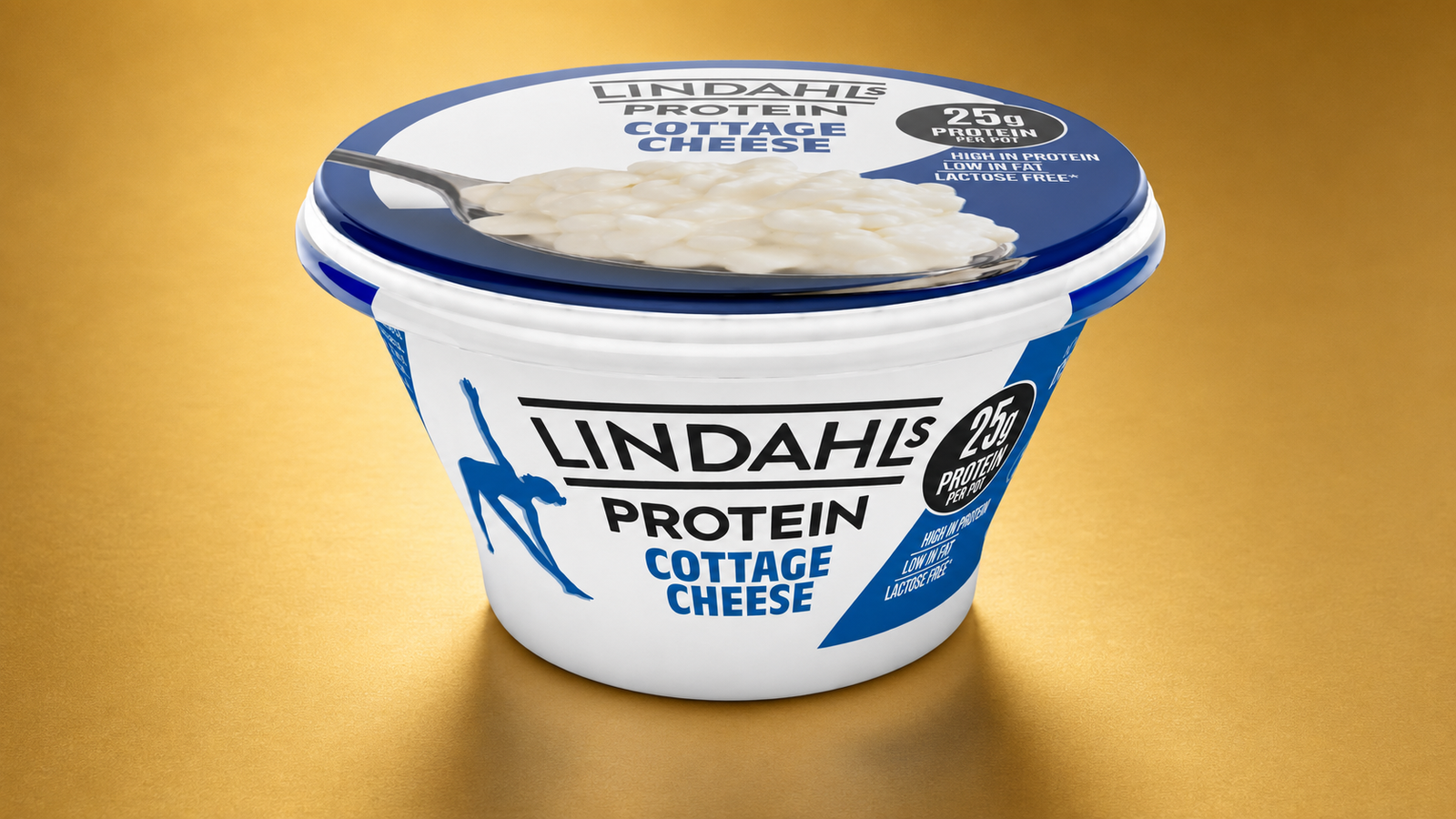 Bowl of quark or cottage cheese